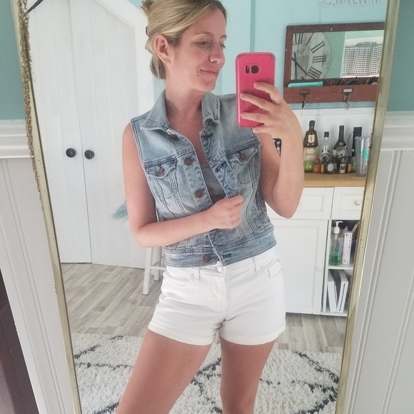 American Eagle Outfitters Jackets & Blazers - American eagle denim vest